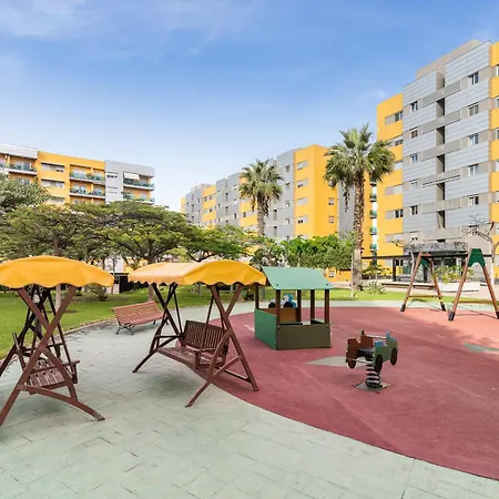 Home2book Urban Retreat & Shared Pool Palmas Apartment *