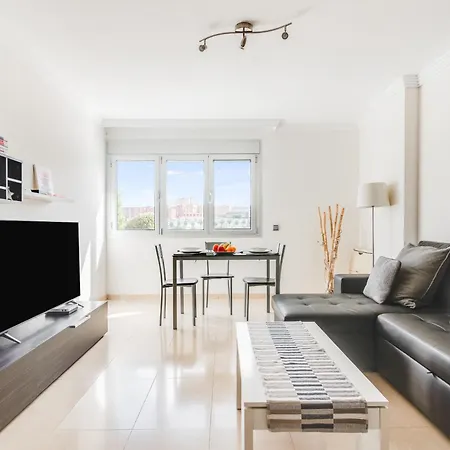 Home2book Urban Retreat & Shared Pool Palmas Apartment *