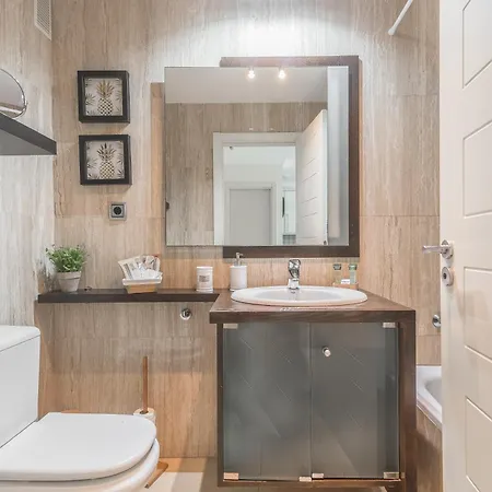 Home2book Urban Retreat & Shared Pool Palmas 아파트 *